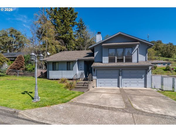 107 WOODOAK DR, Roseburg, OR 97471