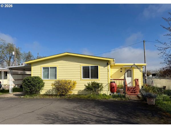 400 N MILL ST, Unit 48, Creswell, OR 97426