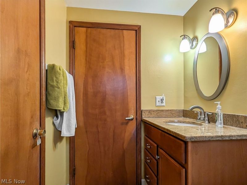 3049 Straley Lane , Youngstown, OH 44511 Photo 22