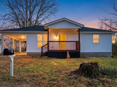 99 Orchard Street, Crab Orchard, KY 40419