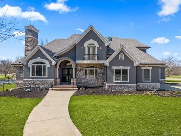 709 Brookmeade Court, Beavercreek, OH 45434