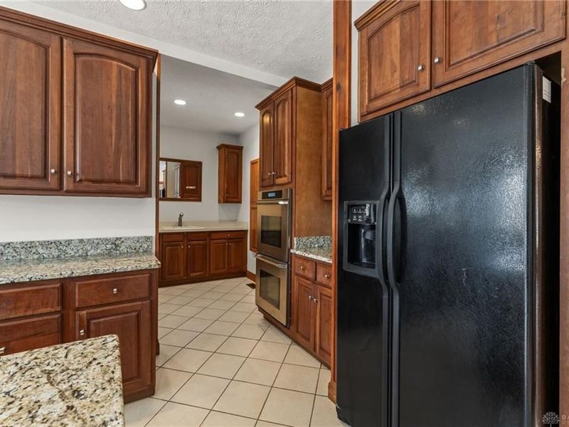 709 Brookmeade Court, Beavercreek, OH 45434 Photo 23