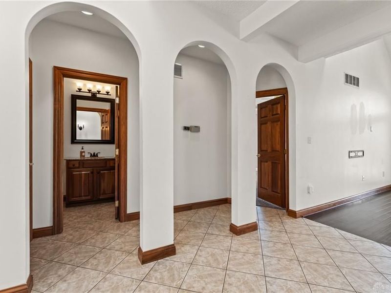 709 Brookmeade Court, Beavercreek, OH 45434 Photo 29