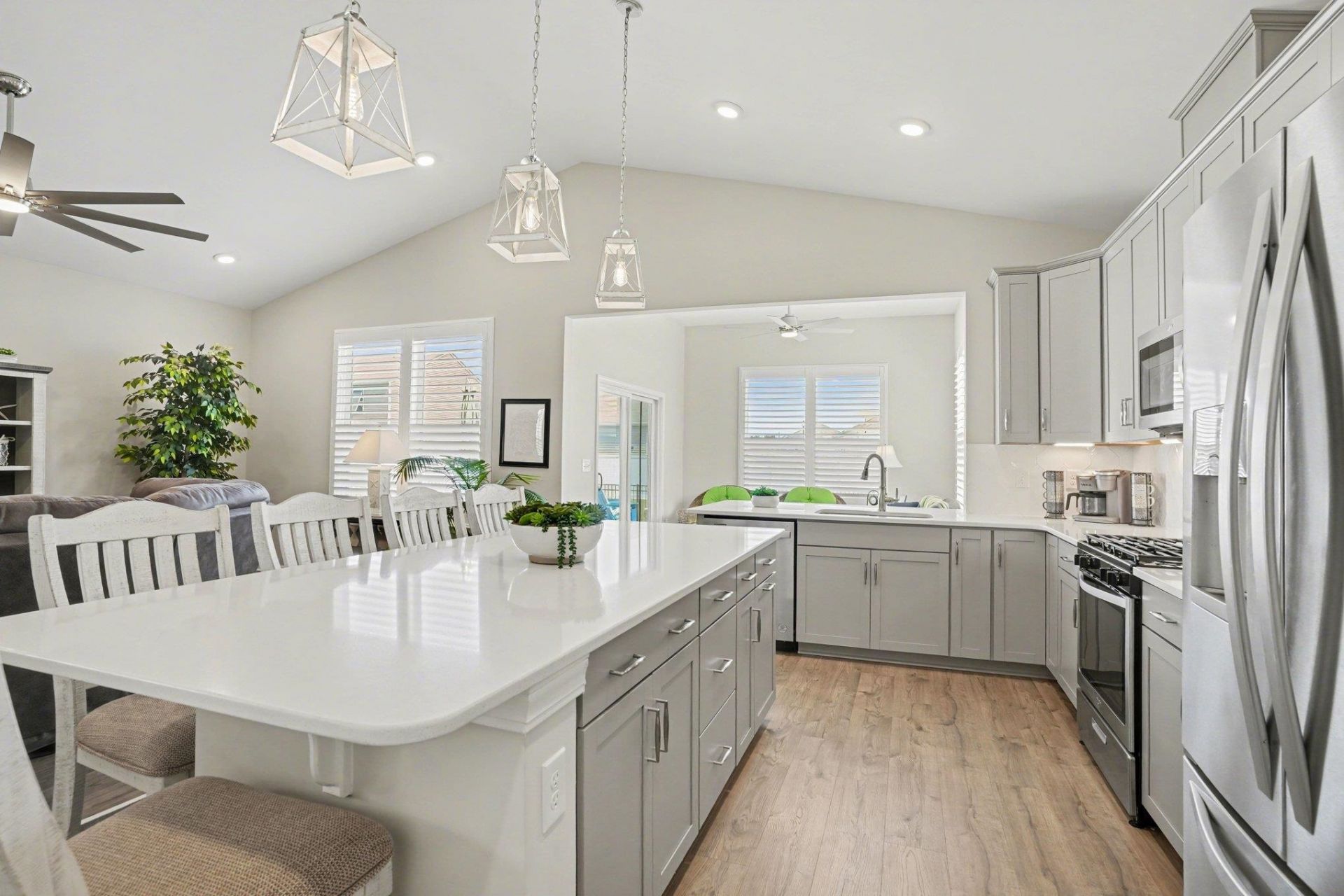 644 Oyster Dr.  Photo 10