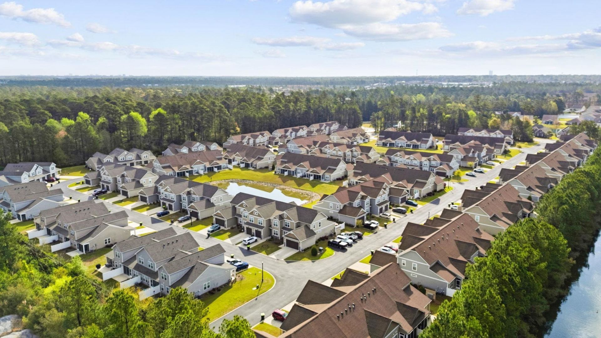 163 Machrie Loop  Photo 31