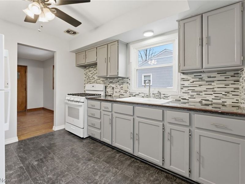 1859 Mathews Road, Poland, OH 44514 Photo 14