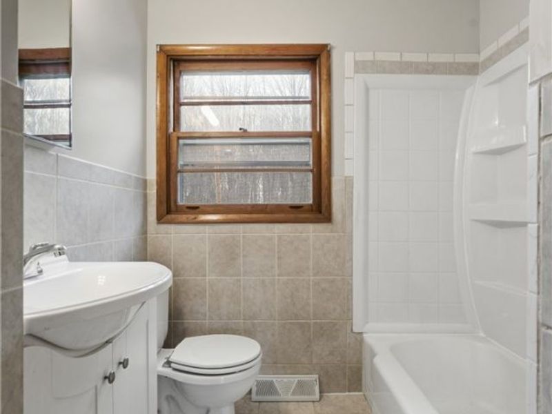 1859 Mathews Road, Poland, OH 44514 Photo 19