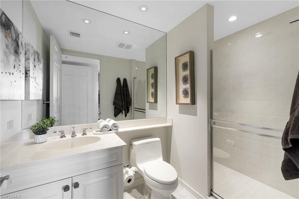 4875 Pelican Colony Blvd, Unit 1704, Bonita Springs, FL 34134 Photo