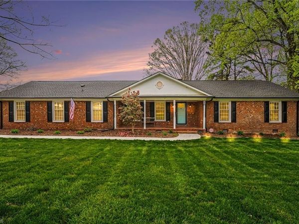 4401 Brookhaven Drive , Greensboro, NC 27406