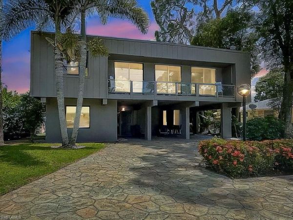 1702 Hill AVE, FORT MYERS, FL 33901