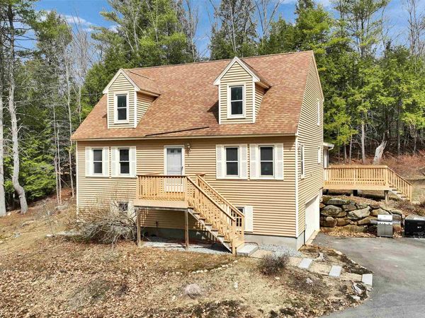 14 Greenwood Road, Weare, NH 03281