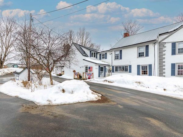 412 Dartmouth College Highway, Haverhill, NH 03765