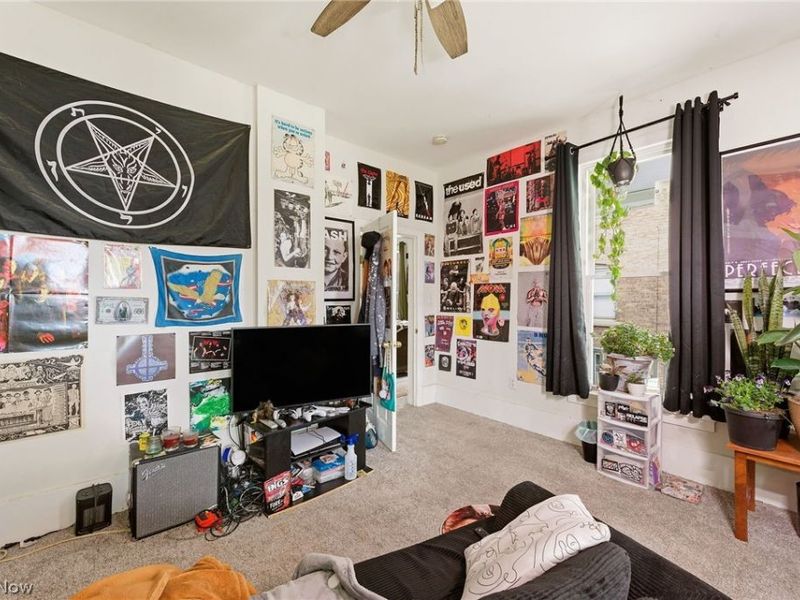 1432 W 110th Street , Cleveland, OH 44102 Photo 10