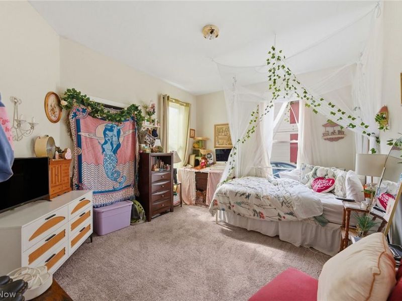 1432 W 110th Street , Cleveland, OH 44102 Photo 2