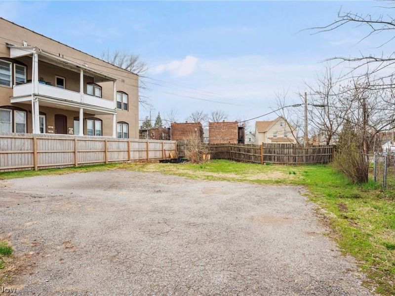 1432 W 110th Street , Cleveland, OH 44102 Photo 24