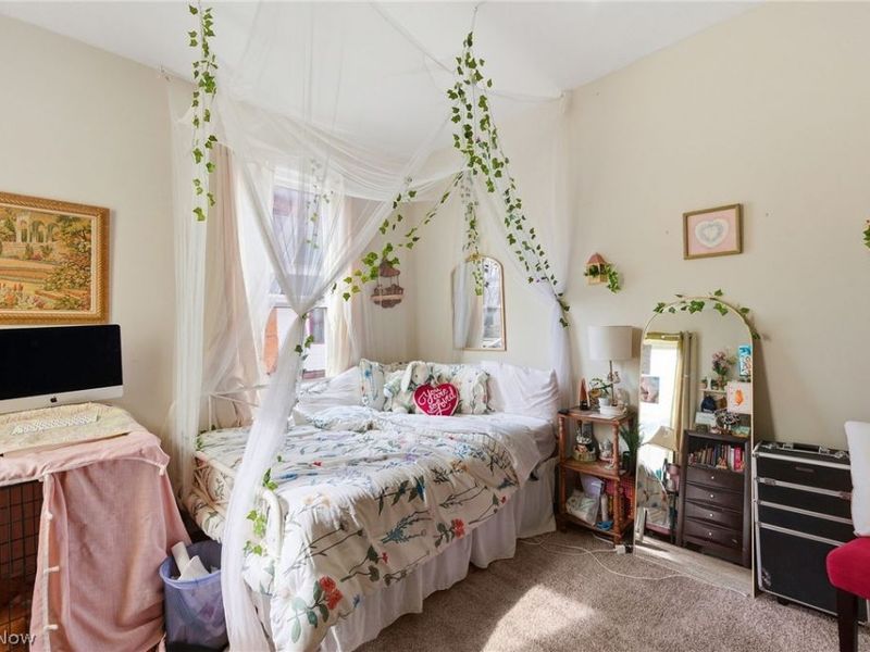 1432 W 110th Street , Cleveland, OH 44102 Photo 3