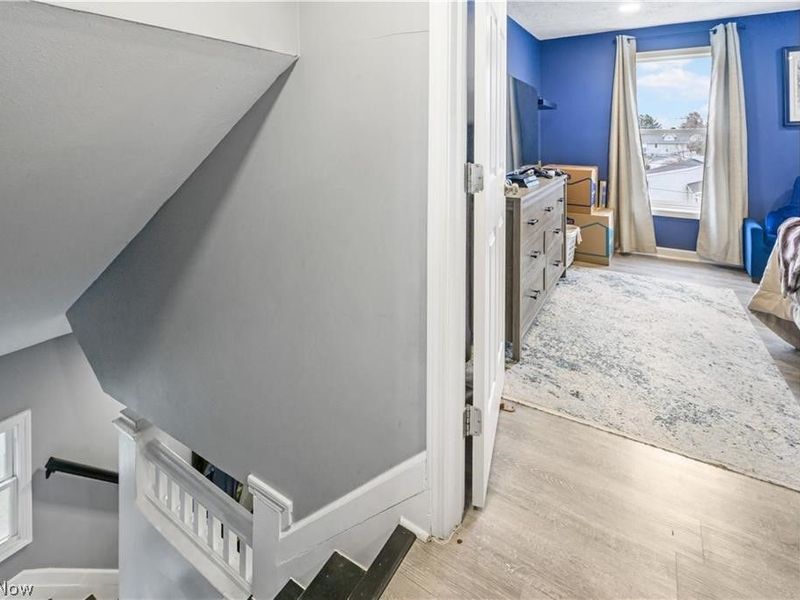 994 Moeller Avenue , Akron, OH 44307 Photo 13