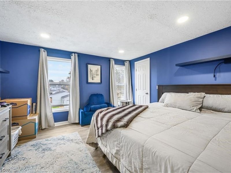 994 Moeller Avenue , Akron, OH 44307 Photo 17