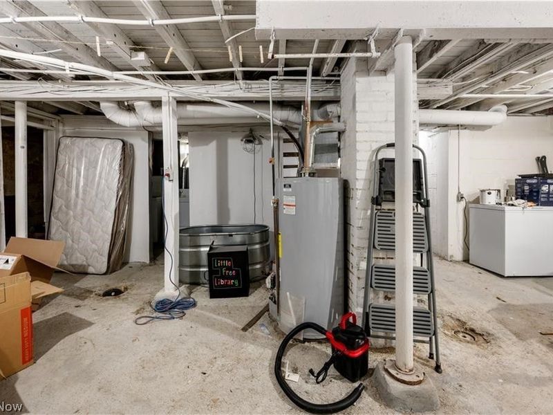 994 Moeller Avenue , Akron, OH 44307 Photo 21