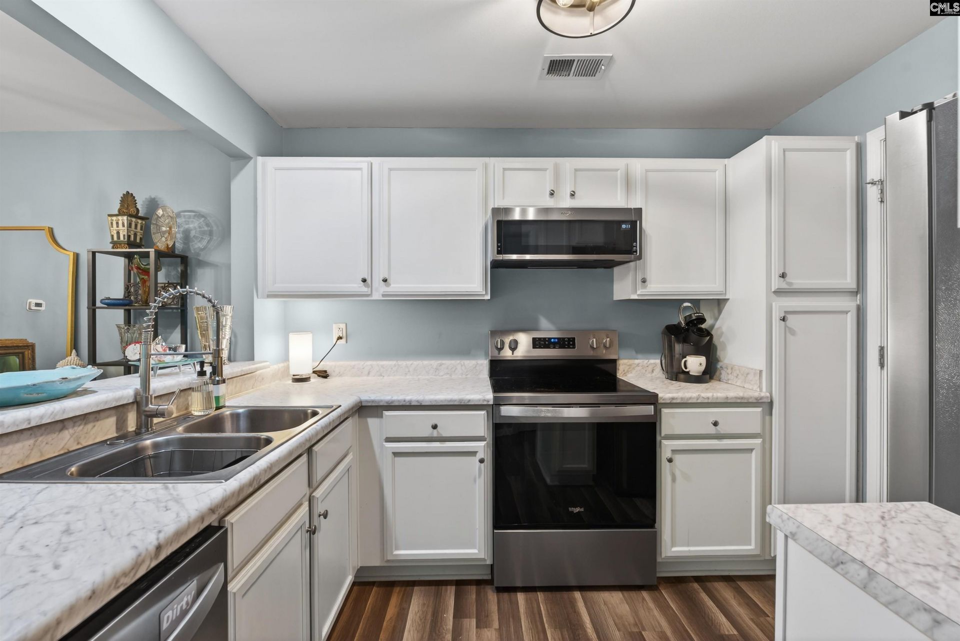 448 Deerwood Street Photo 11