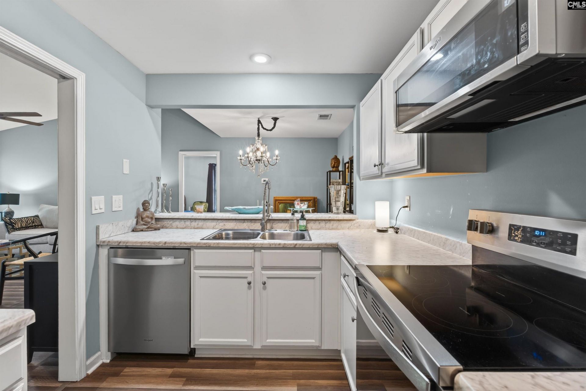 448 Deerwood Street Photo 12