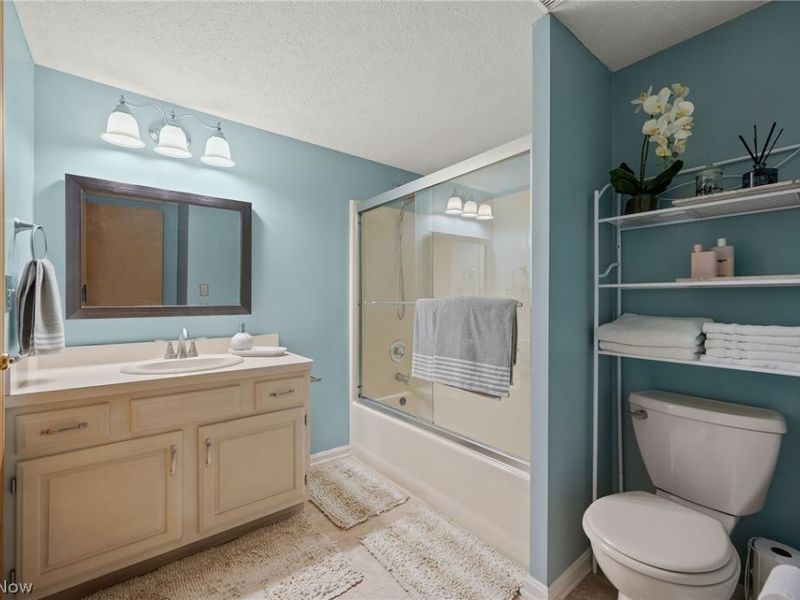 20745 Sun Meadow Trail , Strongsville, OH 44149 Photo 16