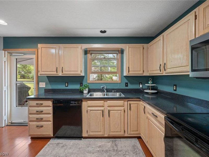 20745 Sun Meadow Trail , Strongsville, OH 44149 Photo 9