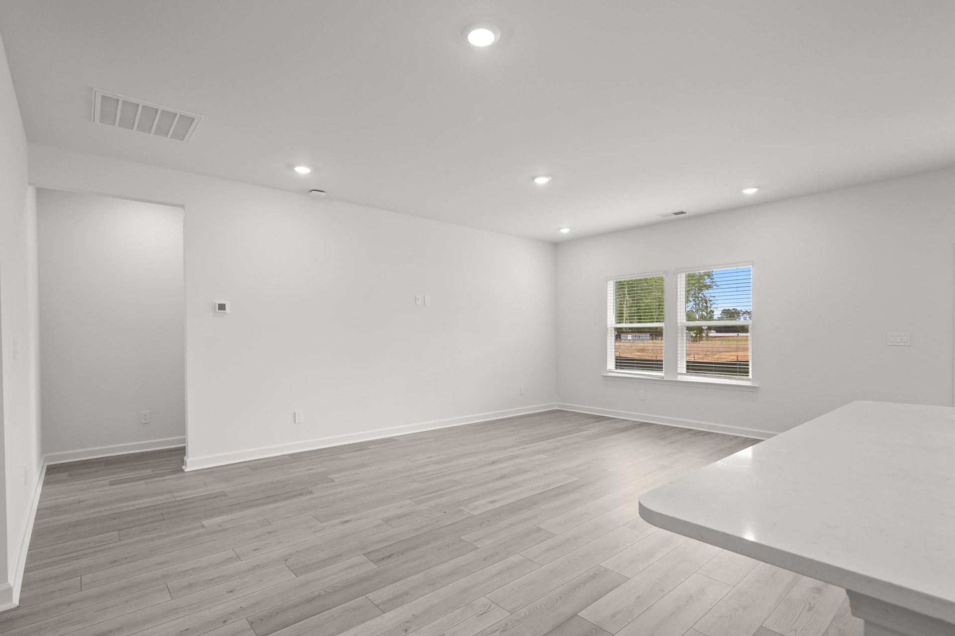 300 Jessamine St. Photo 22