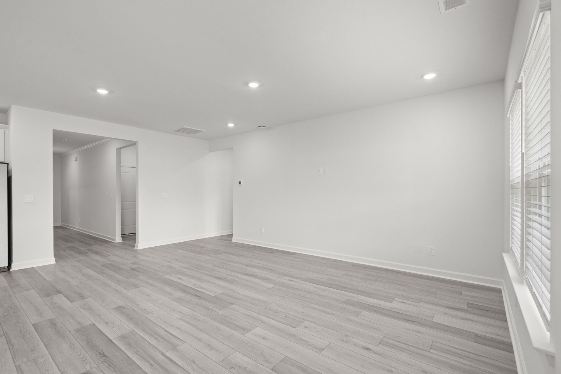 300 Jessamine St. Photo 25