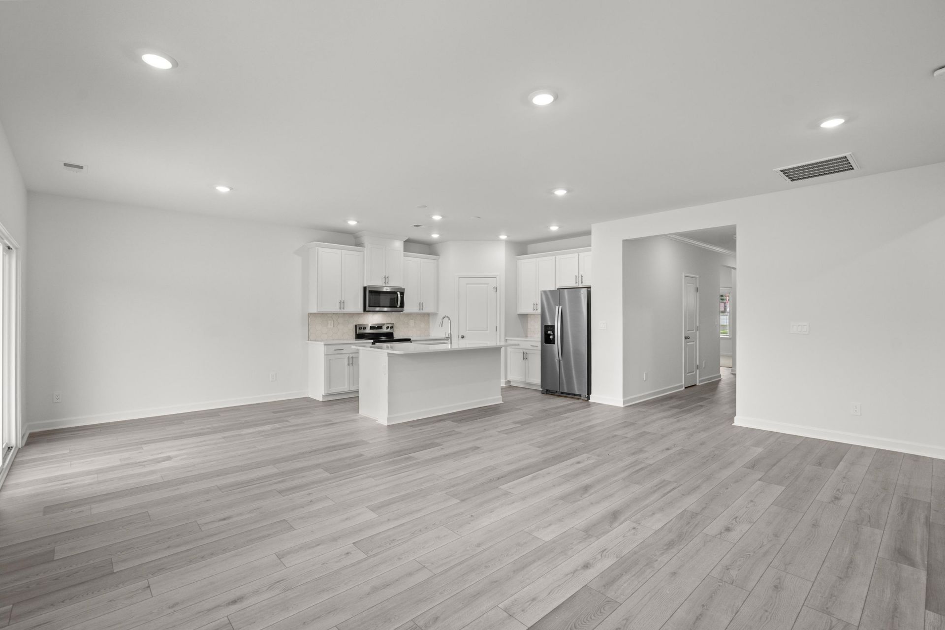 300 Jessamine St. Photo 26