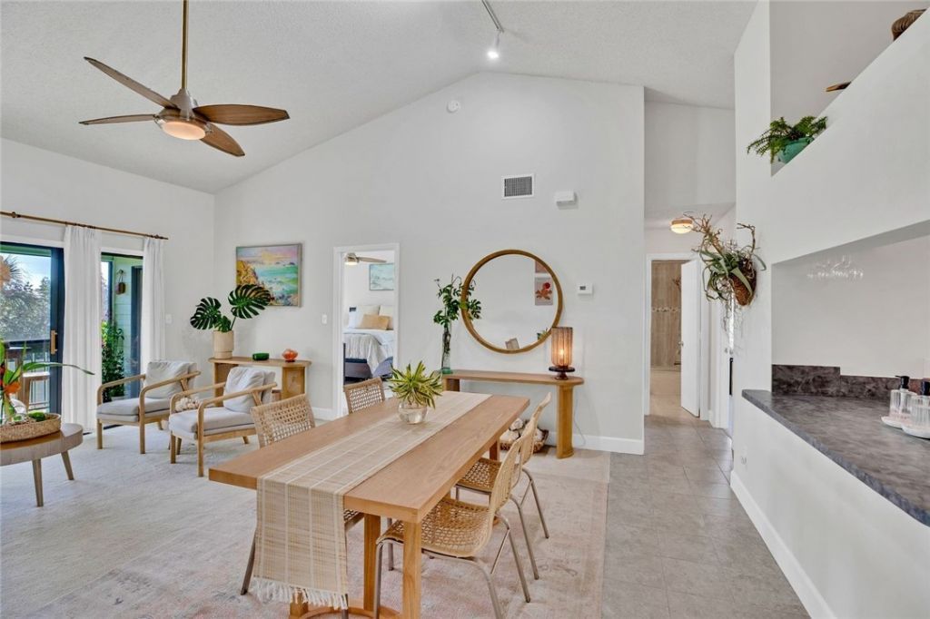 9615 Estuary Way, Unit 4, Sebastian, FL 32958 Photo