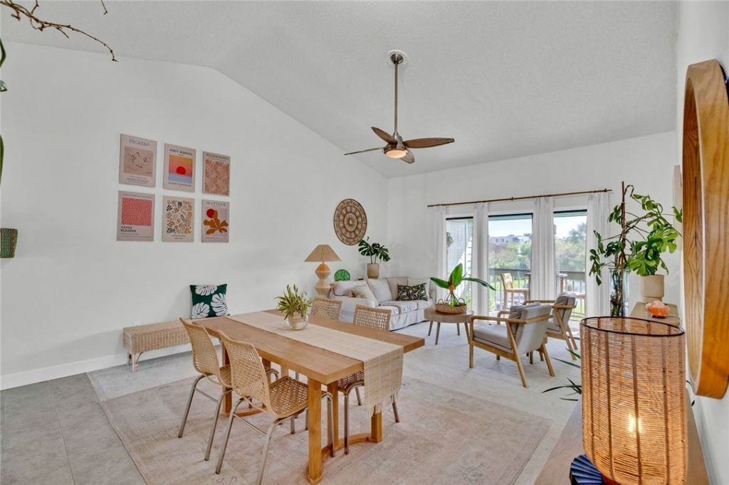 9615 Estuary Way, Unit 4, Sebastian, FL 32958 Photo