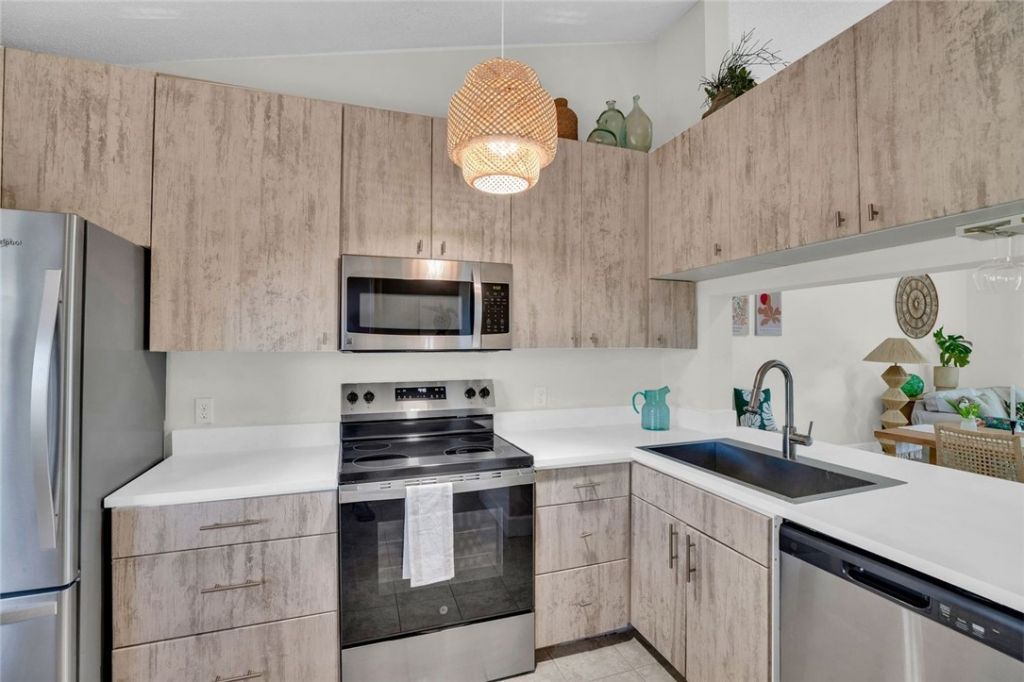 9615 Estuary Way, Unit 4, Sebastian, FL 32958 Photo