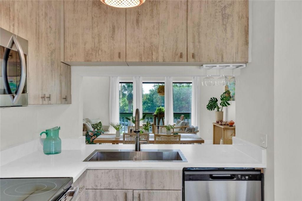 9615 Estuary Way, Unit 4, Sebastian, FL 32958 Photo