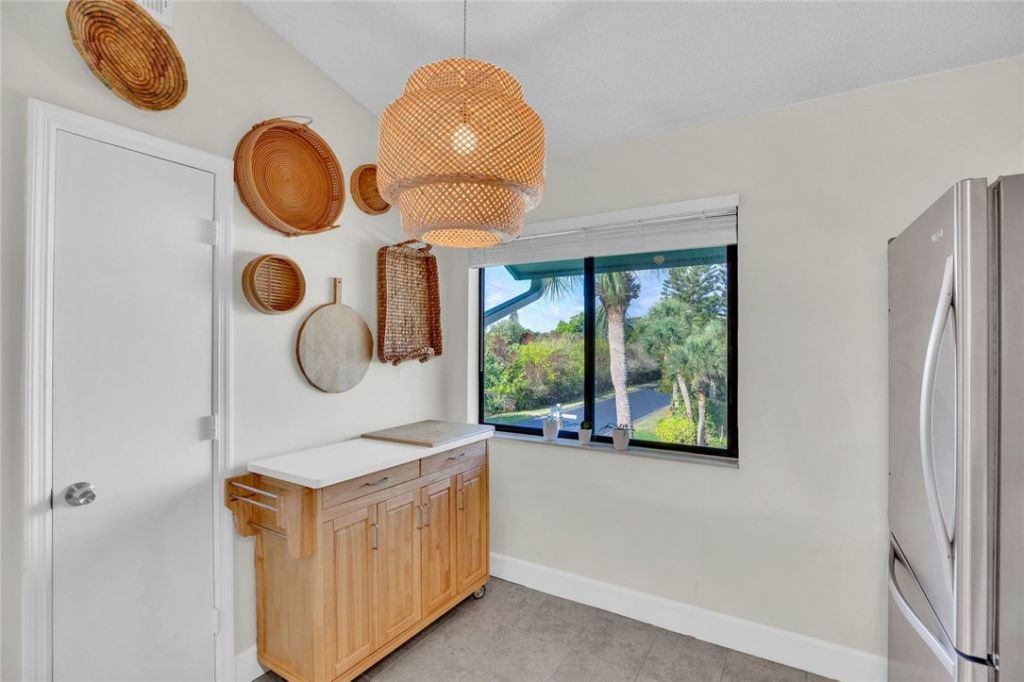 9615 Estuary Way, Unit 4, Sebastian, FL 32958 Photo