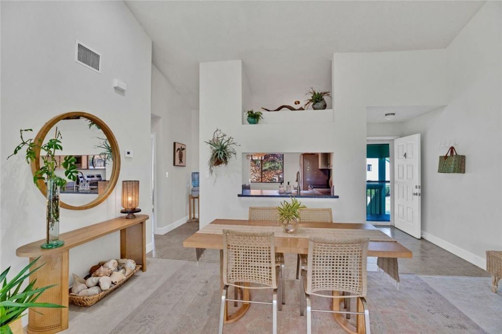 9615 Estuary Way, Unit 4, Sebastian, FL 32958 Photo