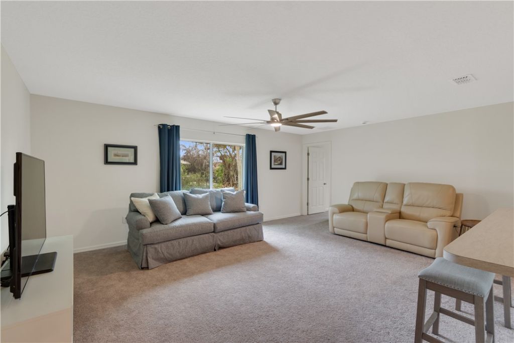 450 Kendall Avenue, Sebastian, FL 32958 Photo