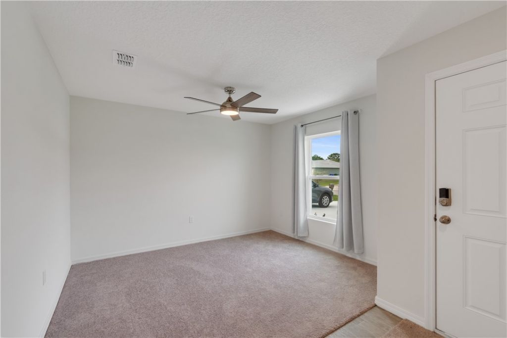 450 Kendall Avenue, Sebastian, FL 32958 Photo
