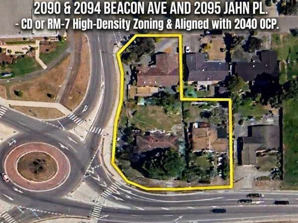 2090 Beacon Ave W, Sidney, BC V8L 1W7