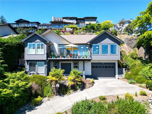 570 Cumberland Pl , Nanaimo, BC V9T 4S5