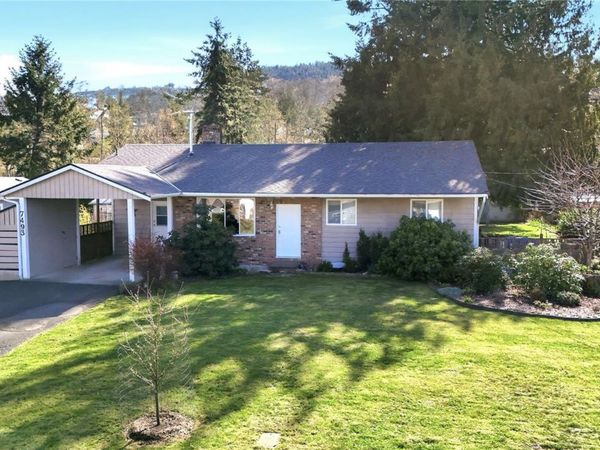 7493 Andrea Cres , Lantzville, BC V0R 2H0