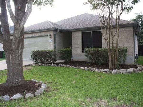 8104 Hawick DR , Round Rock, TX 78681