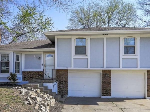 201 S Shrank Avenue, Independence, MO 64056