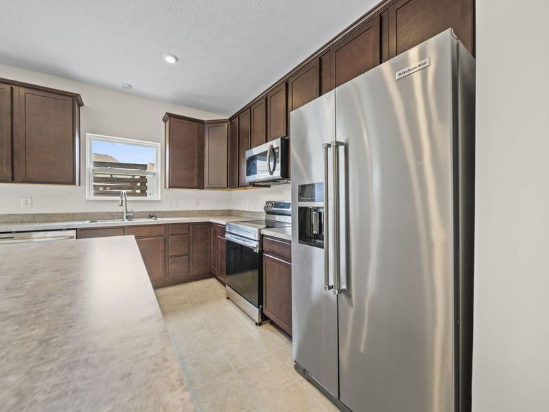 1598 Lewes Castle Drive, Grove City, OH 43123 Photo 18