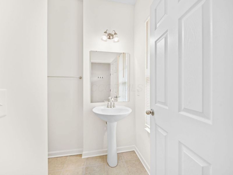 1598 Lewes Castle Drive, Grove City, OH 43123 Photo 6