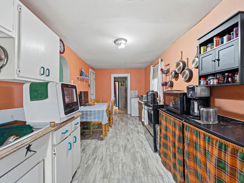 68 S West Street , West Jefferson, OH 43162 Photo 11