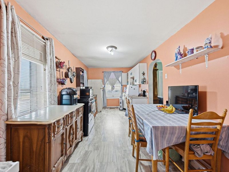 68 S West Street , West Jefferson, OH 43162 Photo 12