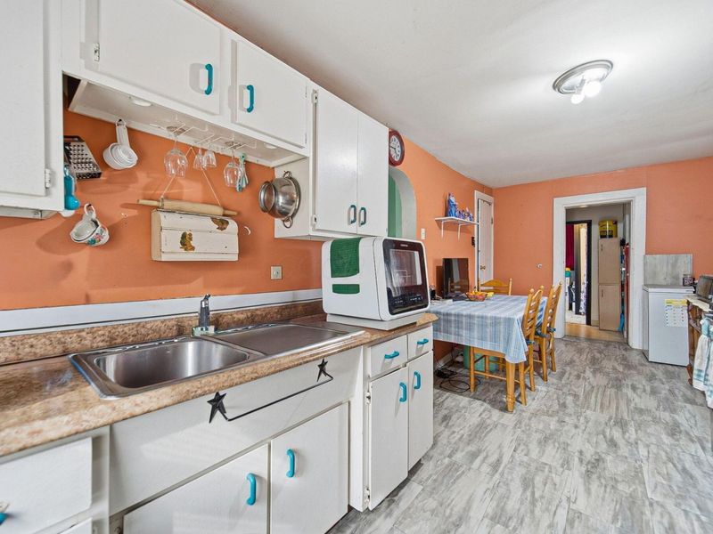 68 S West Street , West Jefferson, OH 43162 Photo 14