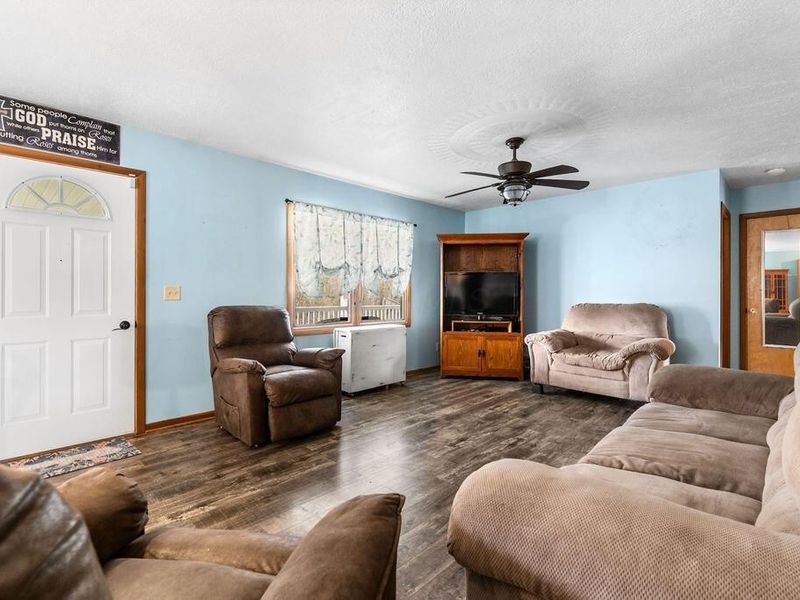 177 Northern Spy Drive , Howard, OH 43028 Photo 9