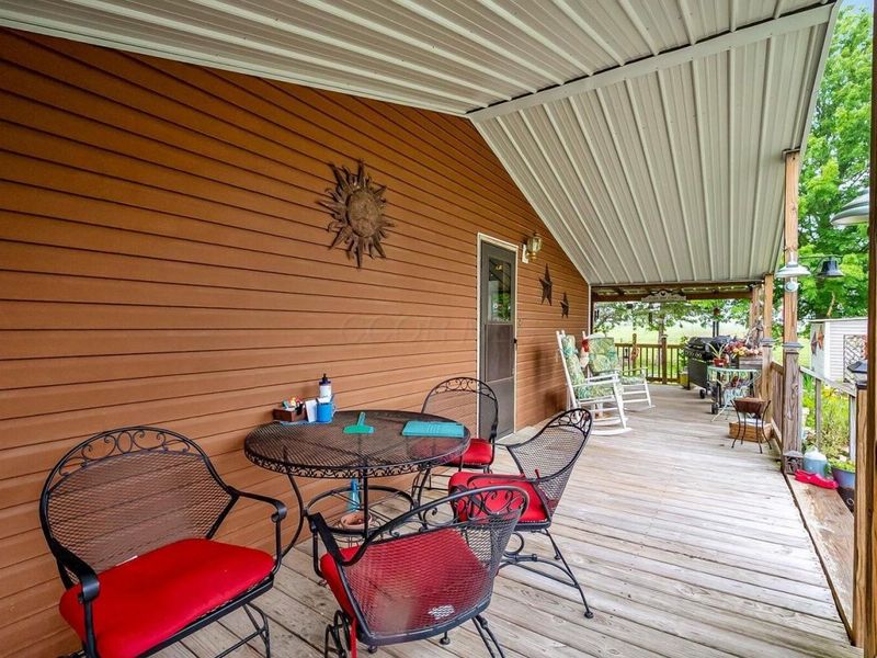 310 W Union Street, New Bloomington, OH 43341 Photo 8